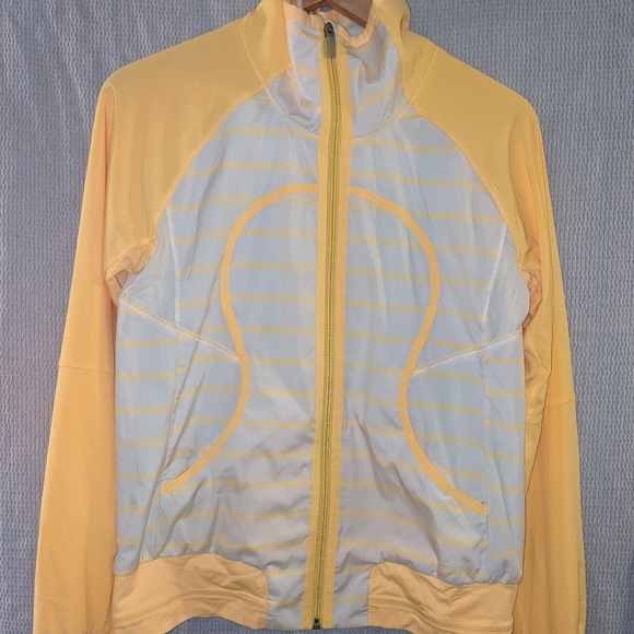 Lululemon 2013 Seawheeze Track Attack Jacket - Picture 1 of 9